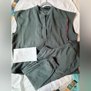 Bonsai fig scrub set top is  similar to the Rafaela, bottoms, Zamora jogger LP